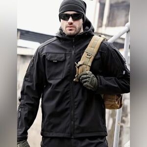 NWT VoLIta Men’s Soft She’ll Waterproof Hoodie Tactical Jacket Multipocket SizeM